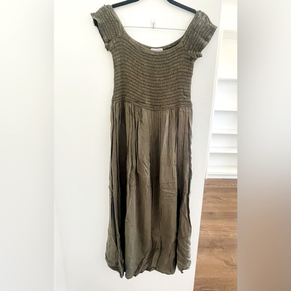 Olive green summer dress, Large fits like medium.